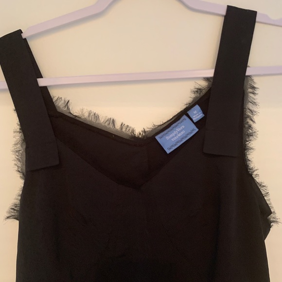 Simply Very Wang Little Black Dress &1 FREE GL💋W ME A KISS light up lip gloss - Picture 3 of 7